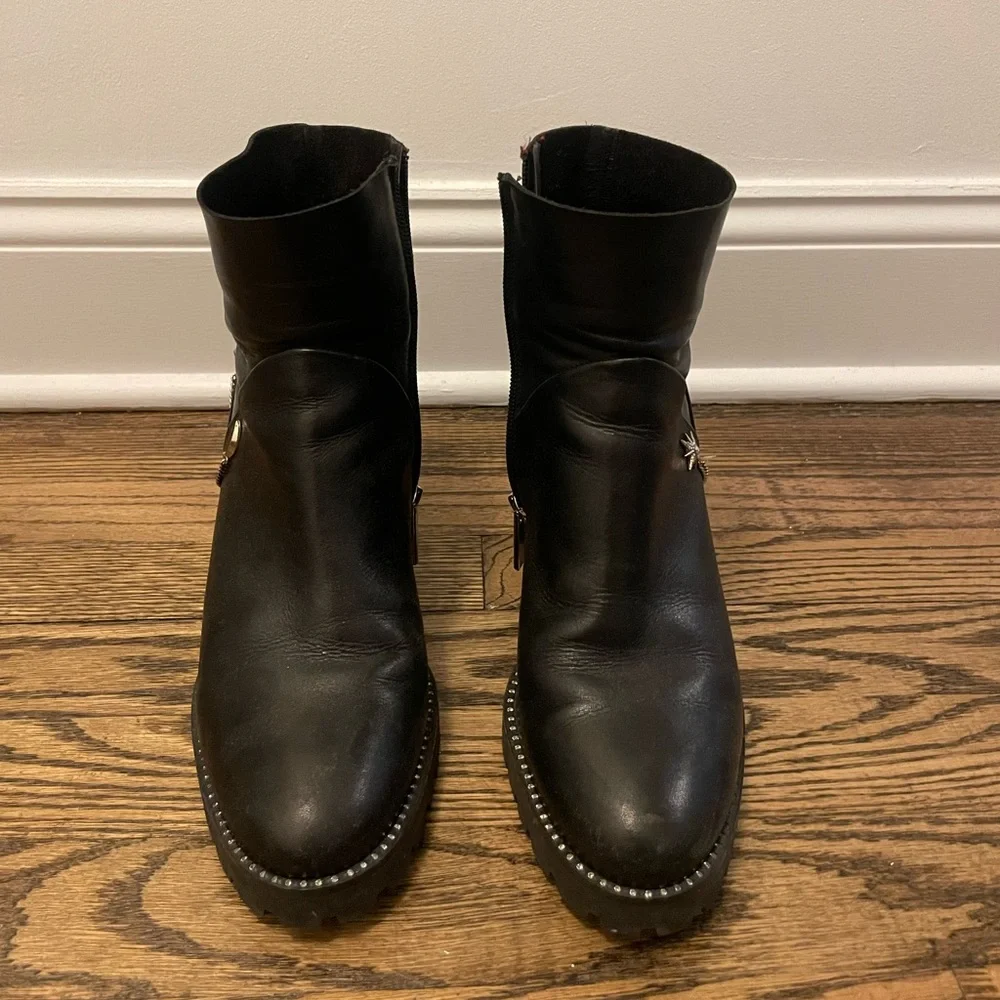 Linea Rosa Booties - Picture 2 of 7